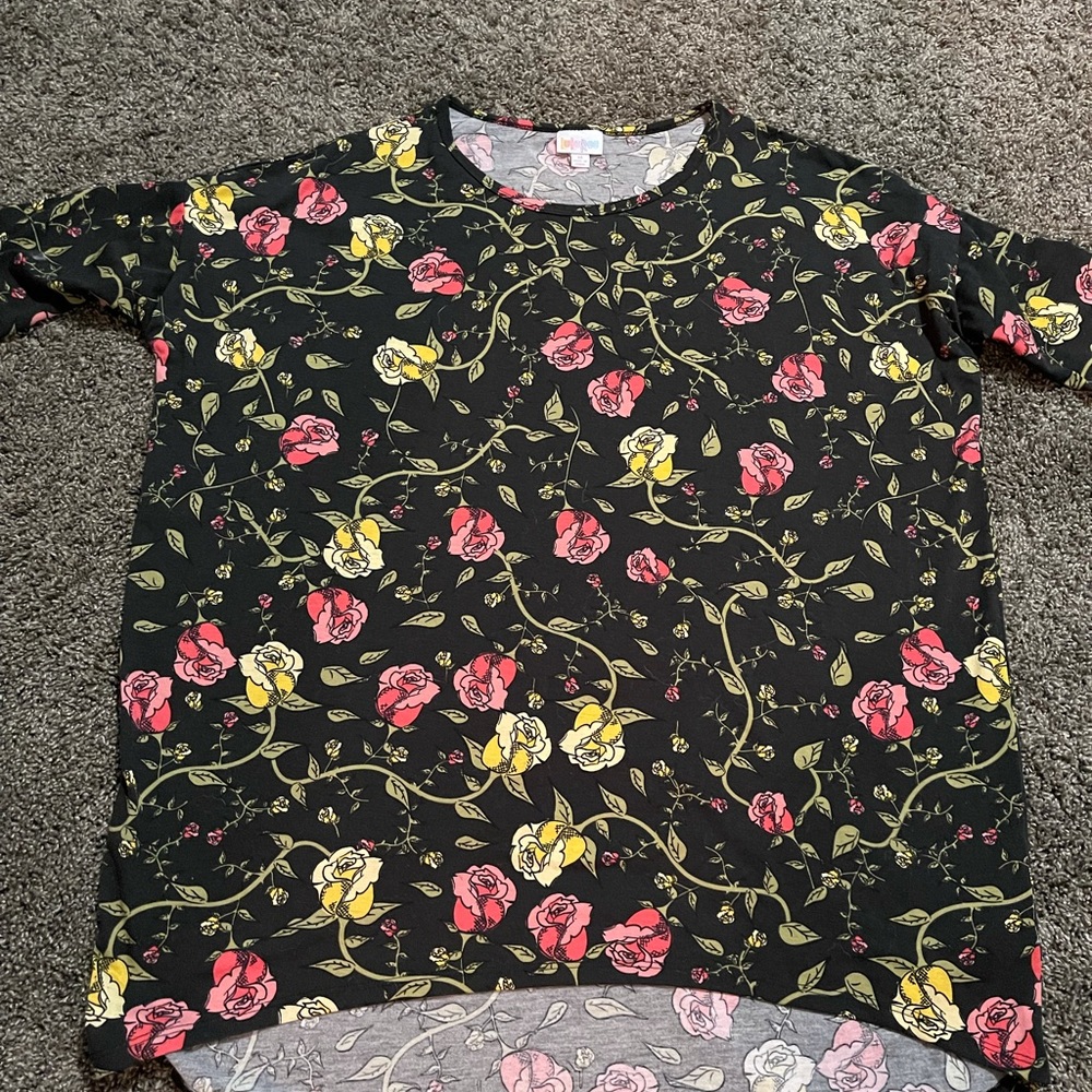 🌹 M Lularoe Rose Irma